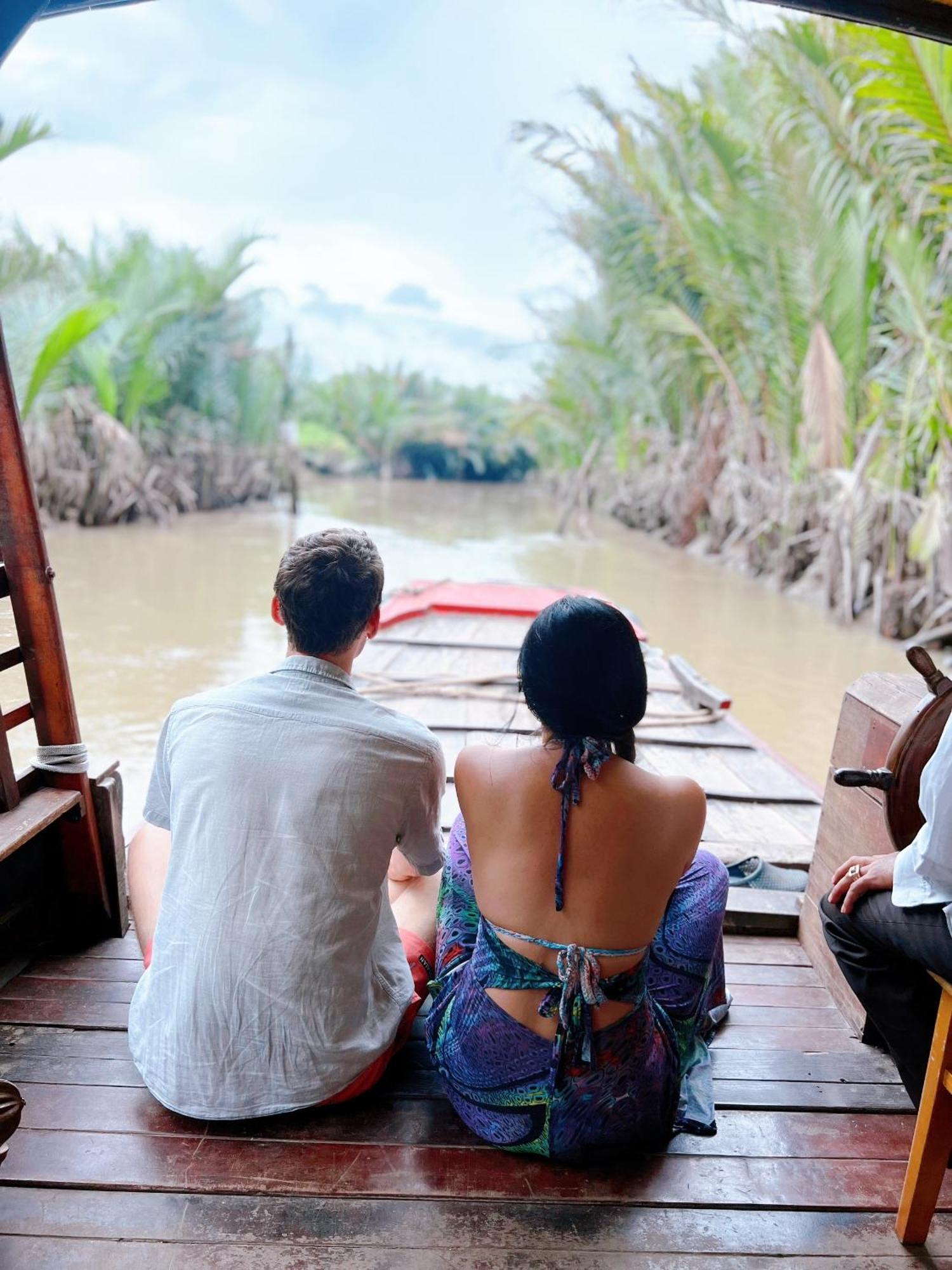 Hide Away Bungalows In Ben Tre City Exterior foto